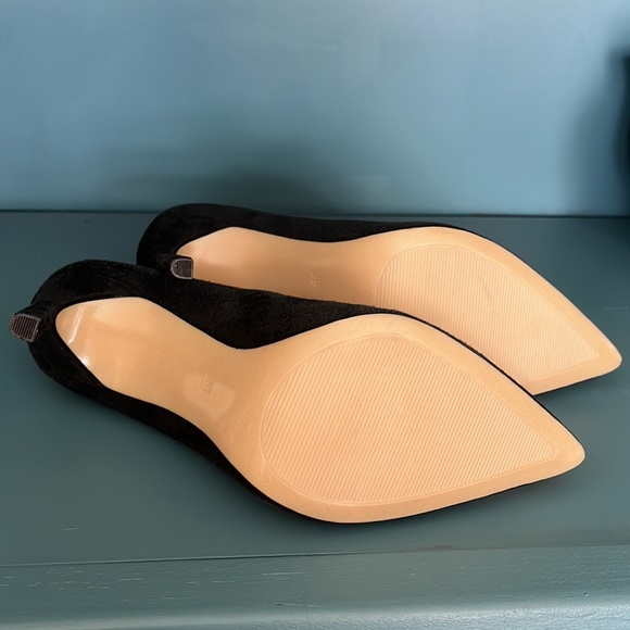 H&M Black Suede Leather Stiletto Heel Pointed Toe Classic Pump - Picture 4 of 5